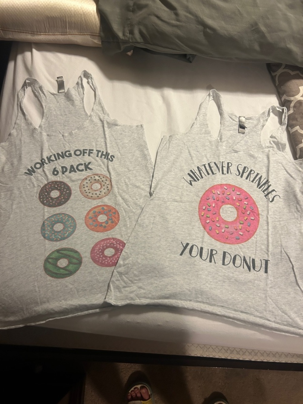 Womens Donut Graphic Tank Top bundle